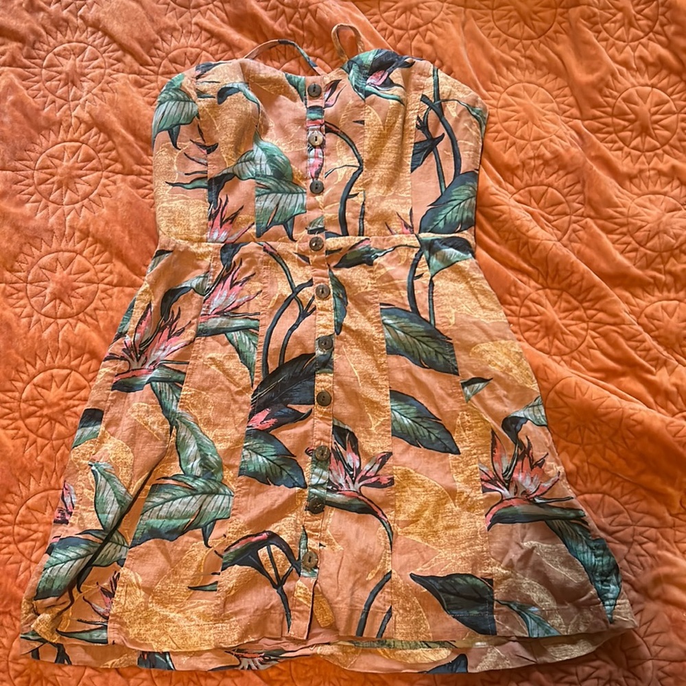 strapless dress